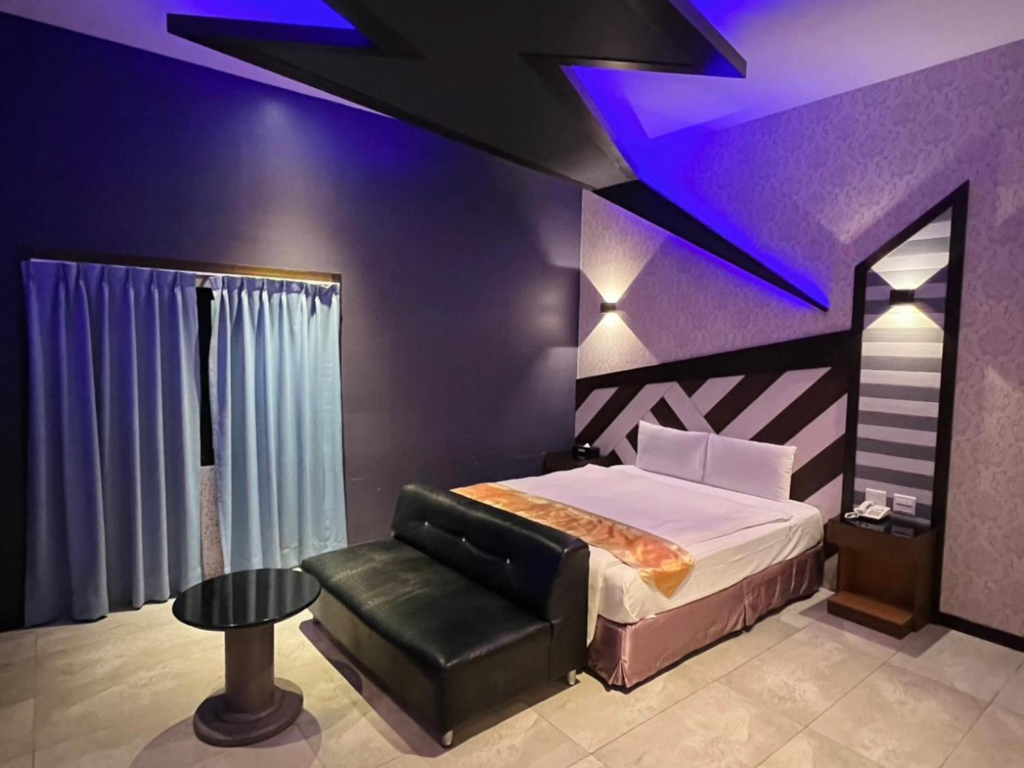 Wei Feng Exquisite Motel Pintung Branch Pingtung Exterior foto